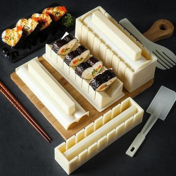 寿司キット:自宅で簡単に寿司を作る